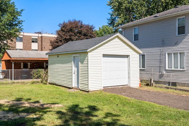 549 Chicopee St, Chicopee, MA 01013