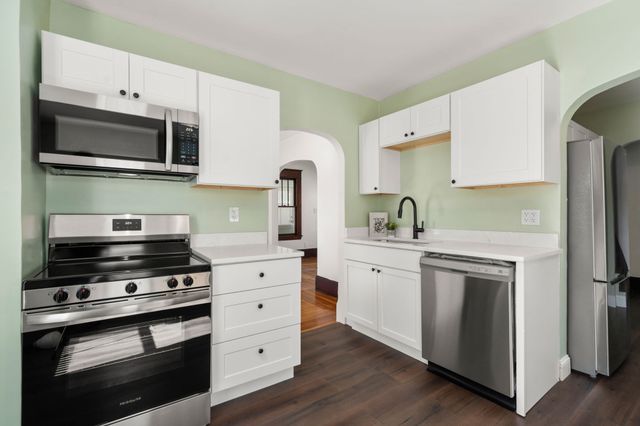 549 Chicopee St, Chicopee, MA 01013