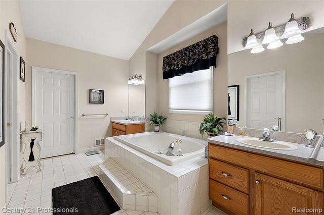 8117 Remington Court, Clarkston, MI 48348