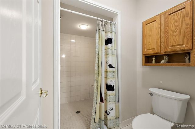 8117 Remington Court, Clarkston, MI 48348
