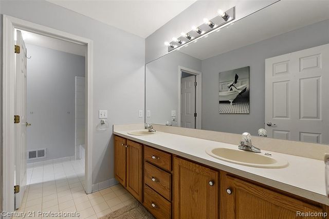8117 Remington Court, Clarkston, MI 48348