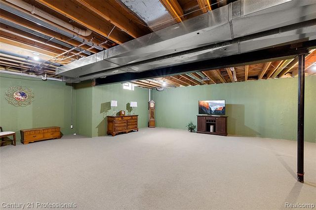 8117 Remington Court, Clarkston, MI 48348