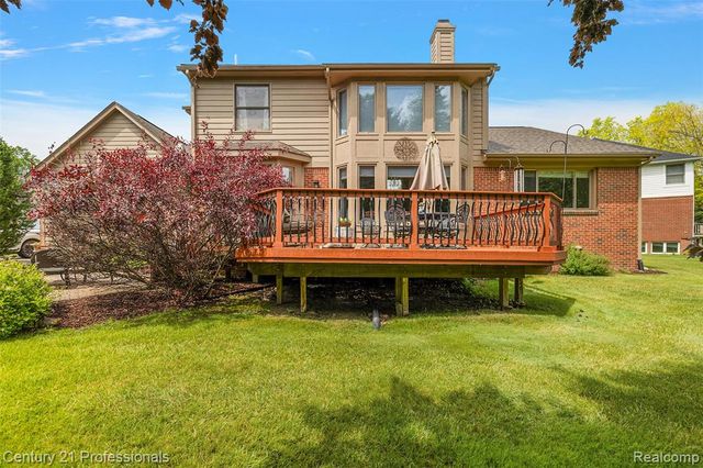 8117 Remington Court, Clarkston, MI 48348