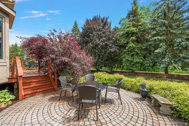 8117 Remington Court, Clarkston, MI 48348