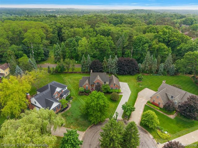 8117 Remington Court, Clarkston, MI 48348