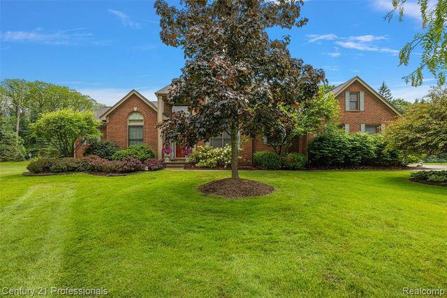 8117 Remington Court, Clarkston, MI 48348