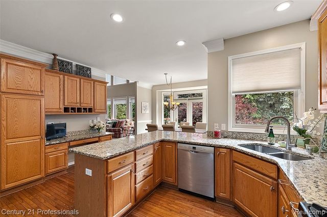 8117 Remington Court, Clarkston, MI 48348