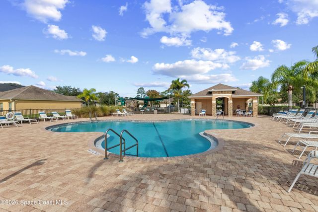 402 Moray Drive SW, Palm Bay, FL 32908