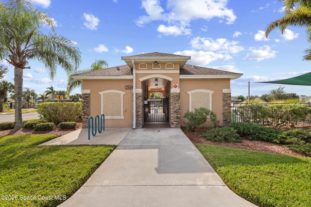 402 Moray Drive SW, Palm Bay, FL 32908