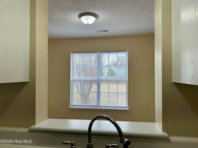2508 Bluff View Court B, Greenville, NC 27834