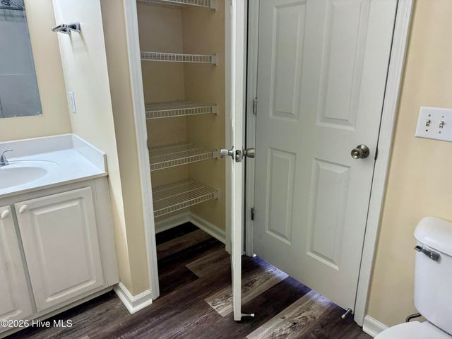 2508 Bluff View Court B, Greenville, NC 27834
