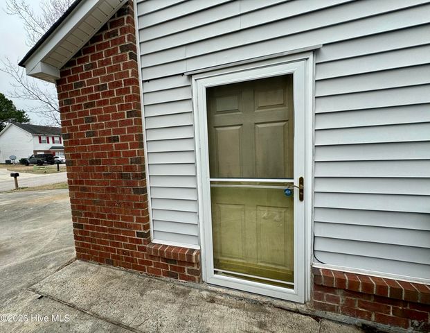 2508 Bluff View Court B, Greenville, NC 27834