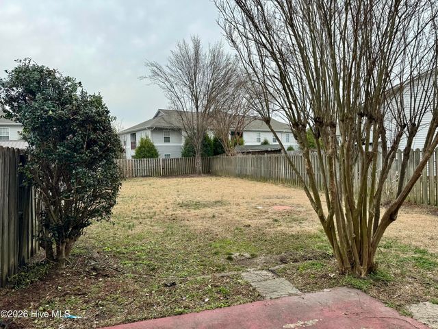 2508 Bluff View Court B, Greenville, NC 27834