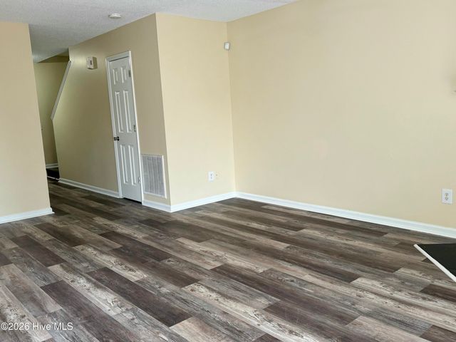 2508 Bluff View Court B, Greenville, NC 27834