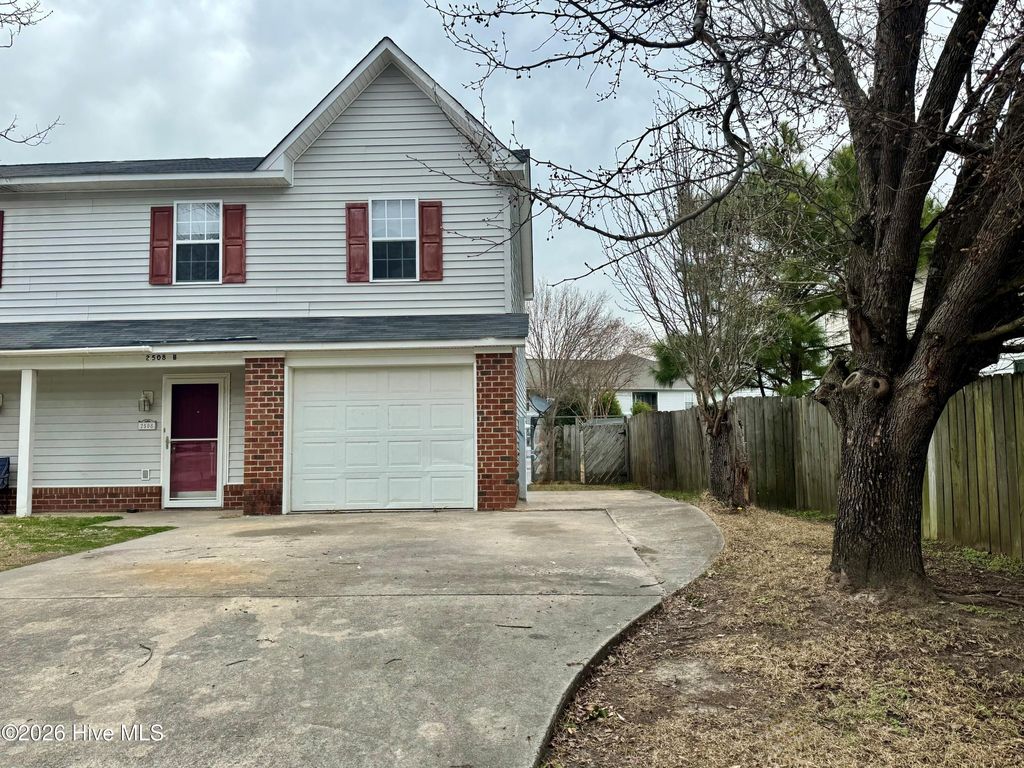 2508 Bluff View Court B, Greenville, NC 27834