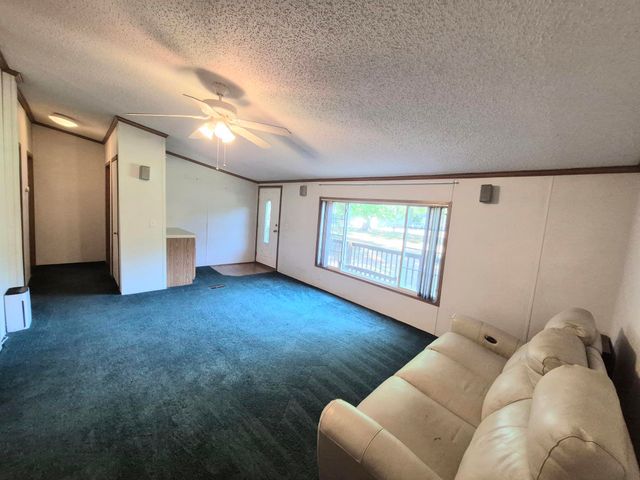 300 Snug Harbor TRL, Moneta, VA 24121