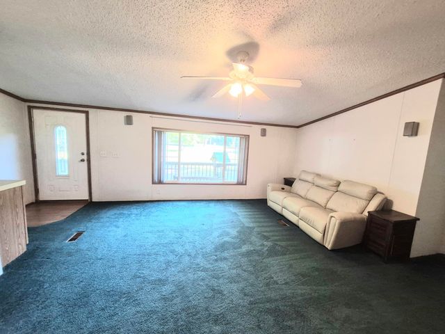 300 Snug Harbor TRL, Moneta, VA 24121
