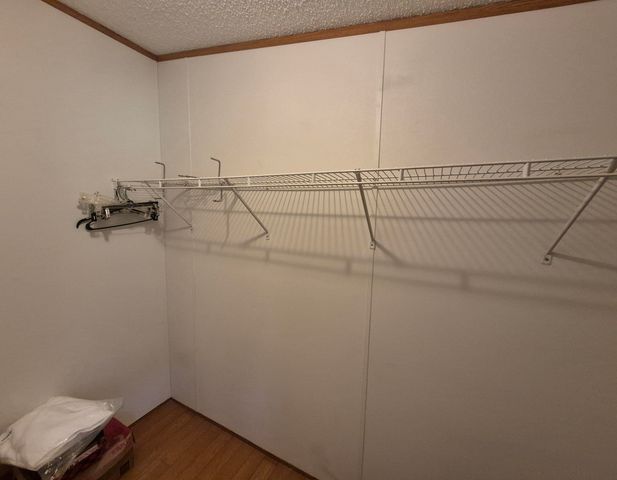 300 Snug Harbor TRL, Moneta, VA 24121