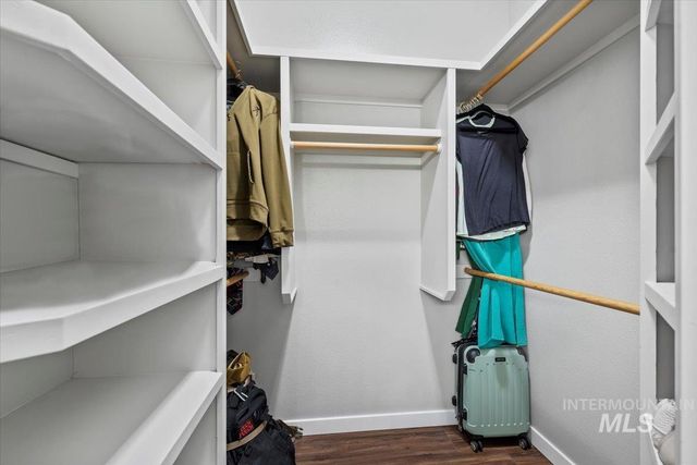 2905 W Elk Stream St, Meridian, ID 83646