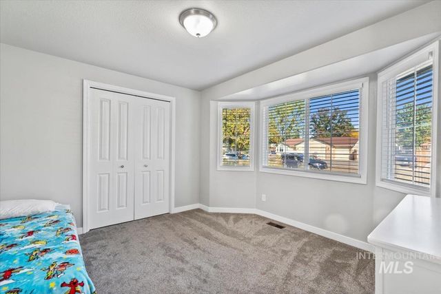 2905 W Elk Stream St, Meridian, ID 83646