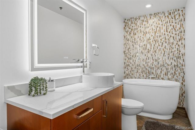 1555 California Street 605, Denver, CO 80202