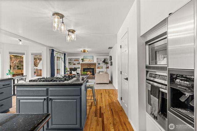 9512 72nd Avenue NW, Gig Harbor, WA 98332