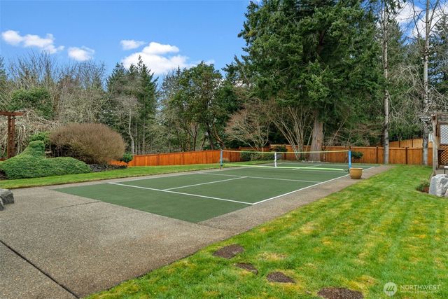 9512 72nd Avenue NW, Gig Harbor, WA 98332