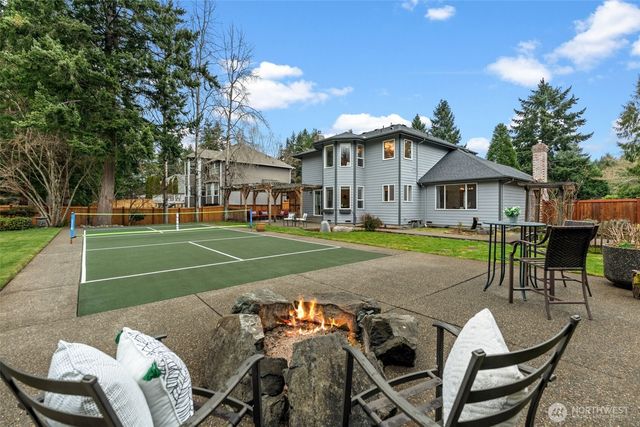 9512 72nd Avenue NW, Gig Harbor, WA 98332