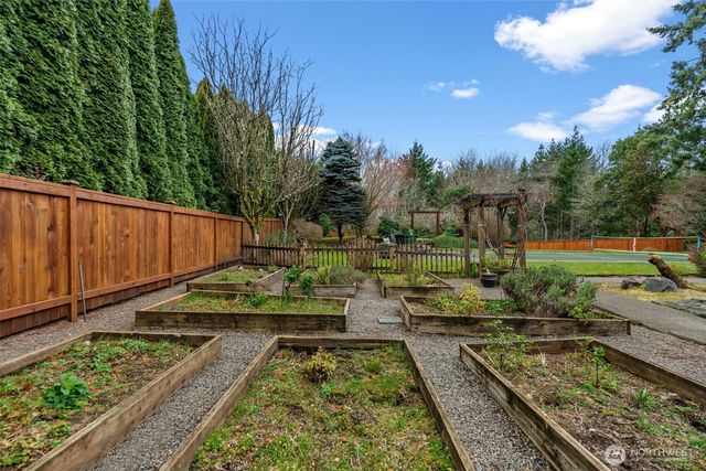 9512 72nd Avenue NW, Gig Harbor, WA 98332