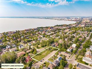 xxx E 2nd Street, Duluth, MN 55812