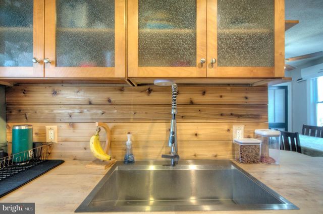 1014 BEDFORD AVE, Cherry Hill, NJ 08002