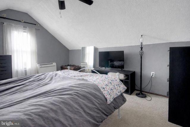 1014 BEDFORD AVE, Cherry Hill, NJ 08002