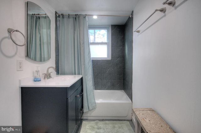 1014 BEDFORD AVE, Cherry Hill, NJ 08002