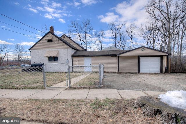 1014 BEDFORD AVE, Cherry Hill, NJ 08002