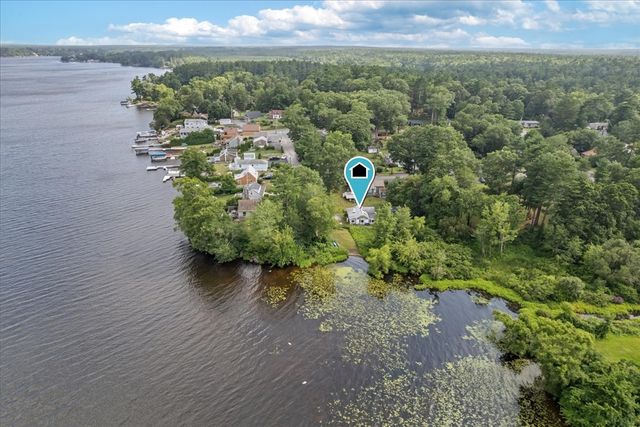 15 Charles St, Lakeville, MA 02347