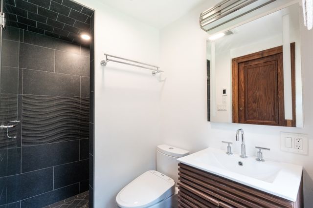 120 Church St, Weston, MA 02493