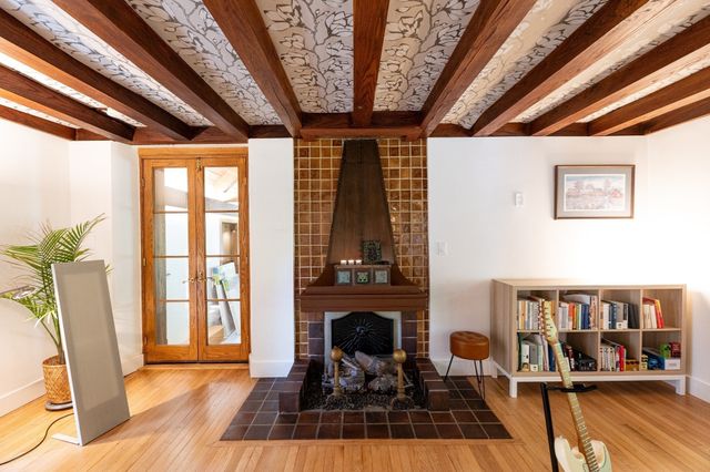 120 Church St, Weston, MA 02493