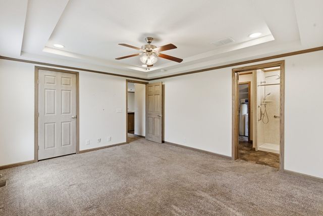 22816 243rd Street, Eldridge, IA 52748