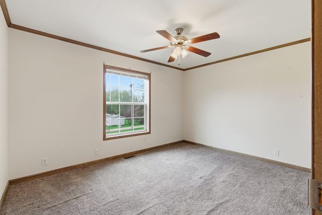 22816 243rd Street, Eldridge, IA 52748