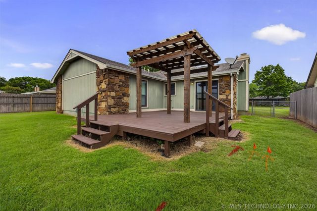 8710 N 120th East Avenue, Owasso, OK 74055