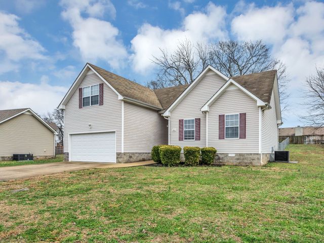 3823 Angelise Ln, NE, Clarksville, TN 37042