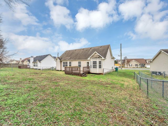 3823 Angelise Ln, NE, Clarksville, TN 37042