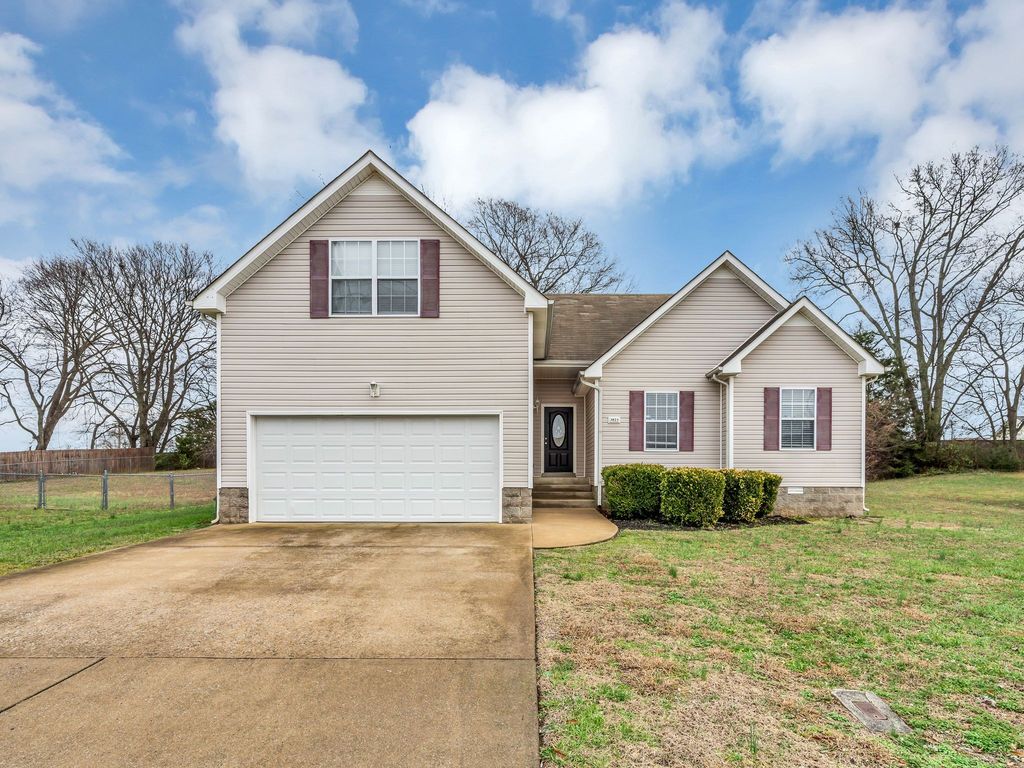 3823 Angelise Ln, NE, Clarksville, TN 37042