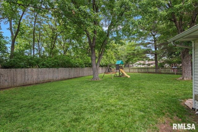 8101 Tack Lane, Springfield, IL 62712