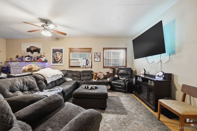 137 Livingston Street, Buffalo, NY 14213
