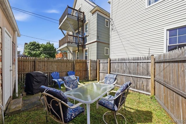 137 Livingston Street, Buffalo, NY 14213