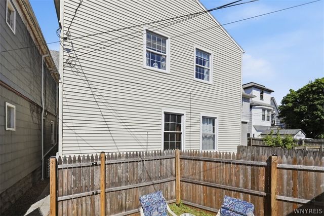 137 Livingston Street, Buffalo, NY 14213