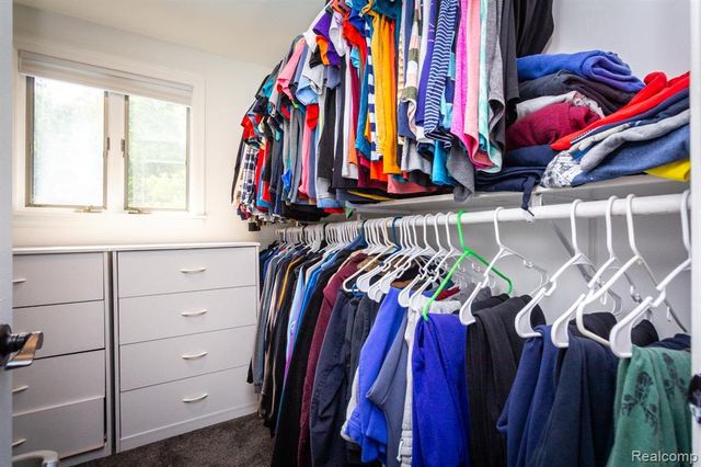 17890 Fox Glen Drive, Riverview, MI 48193