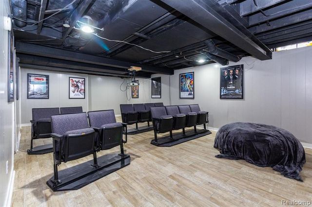 17890 Fox Glen Drive, Riverview, MI 48193