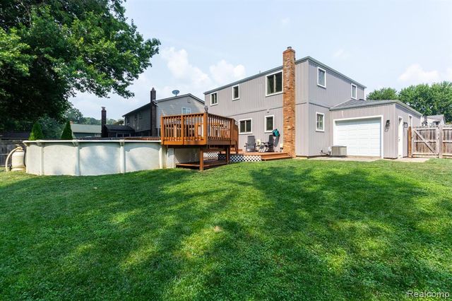 17890 Fox Glen Drive, Riverview, MI 48193